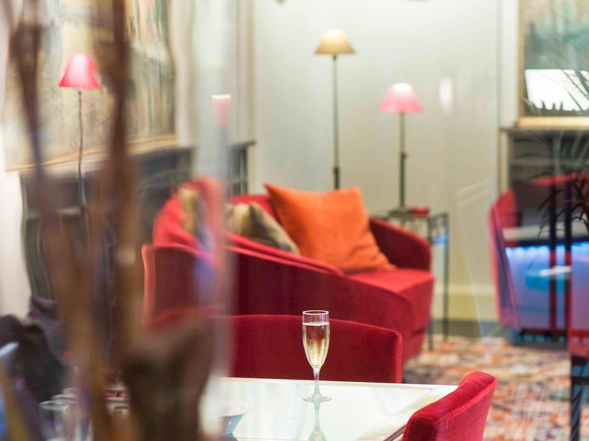 Hotel Mercure Rodez Cathedrale Eksteriør billede
