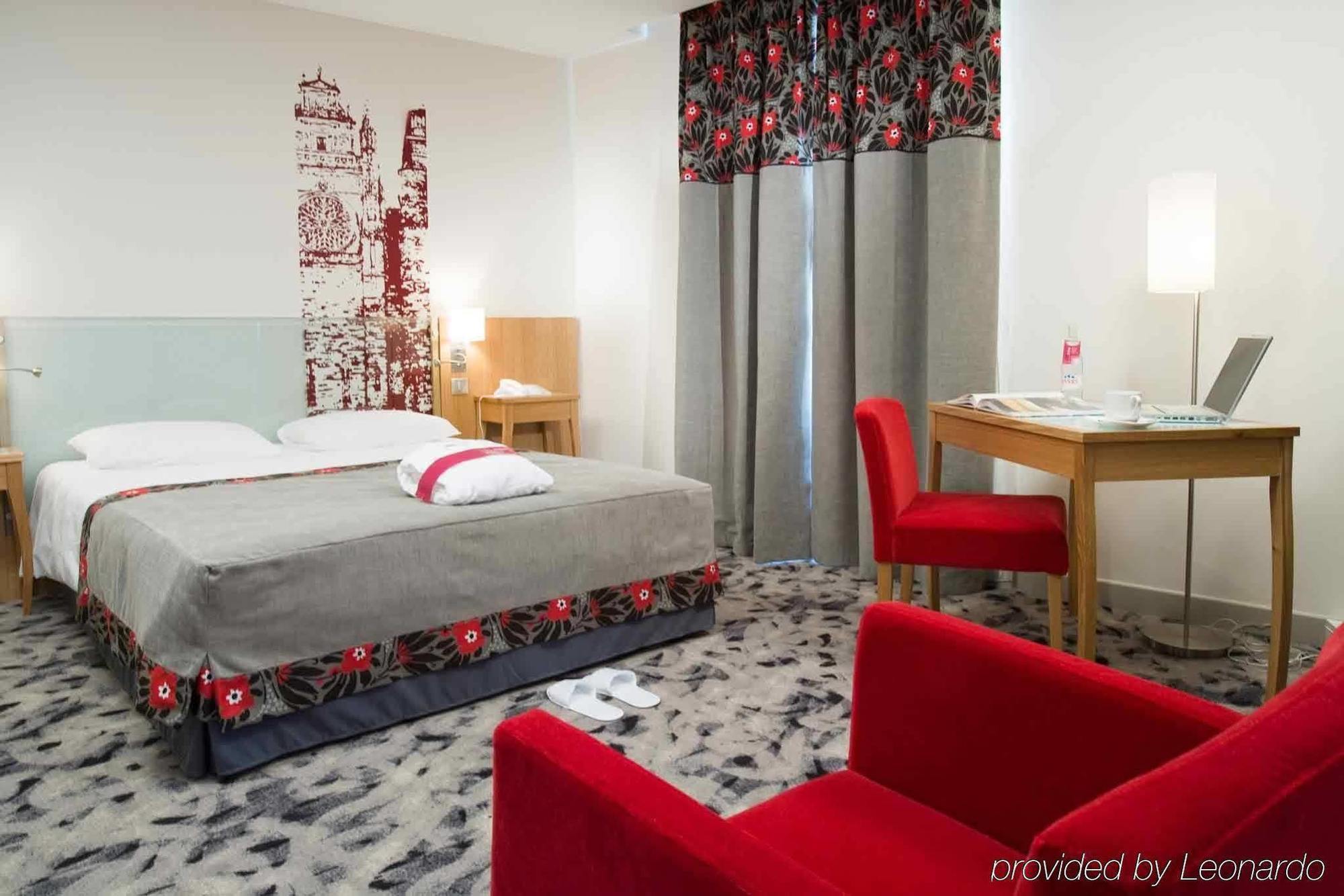 Hotel Mercure Rodez Cathedrale Eksteriør billede